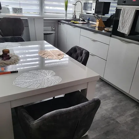 Lounge 2, Klimaanlage, Parken Am Haus * Coblenza